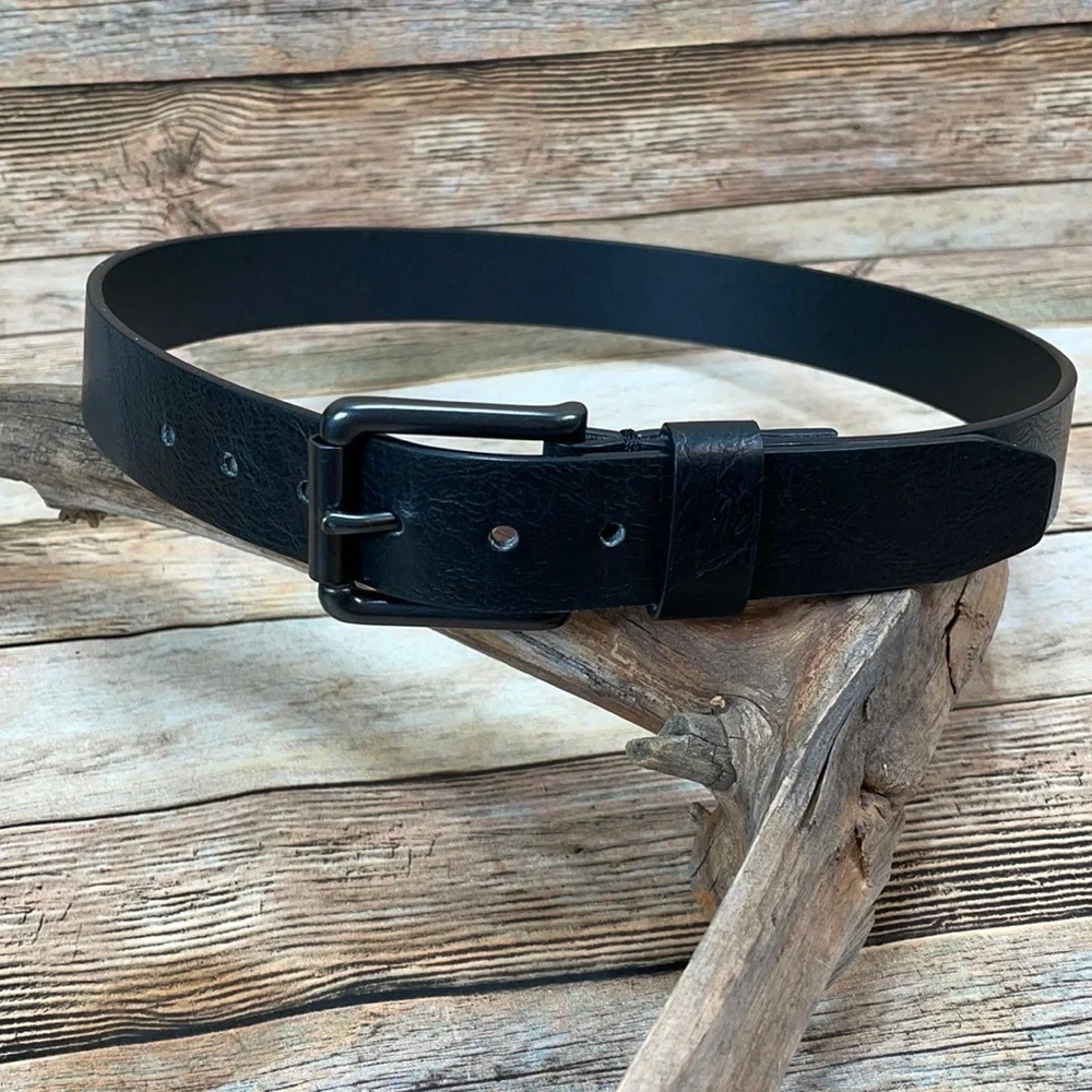Boys Faux Leather Belt Size 26-28 Medium